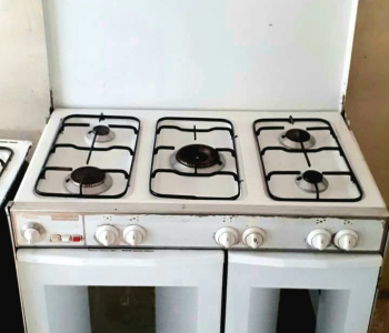 للبيع غاز وغسالة نضاف